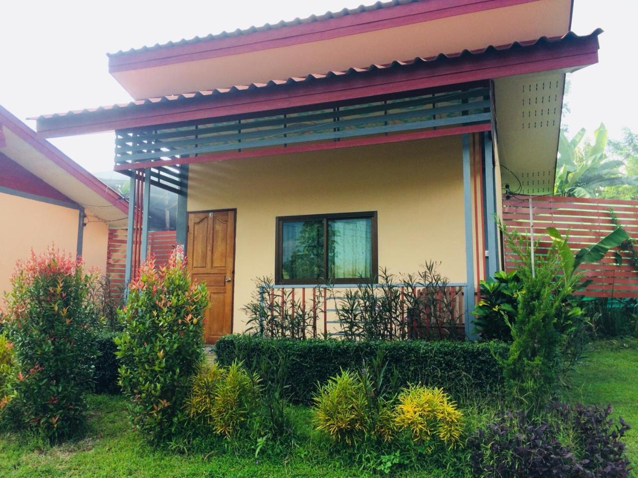 Hotel Phu Chaem House Landkreis Landkreis Mae Chaem Exterior foto